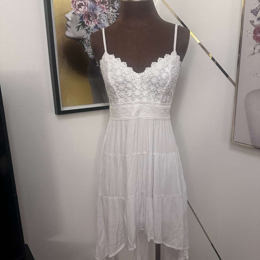White No Boundaries Asymmetrical Dress - size medium